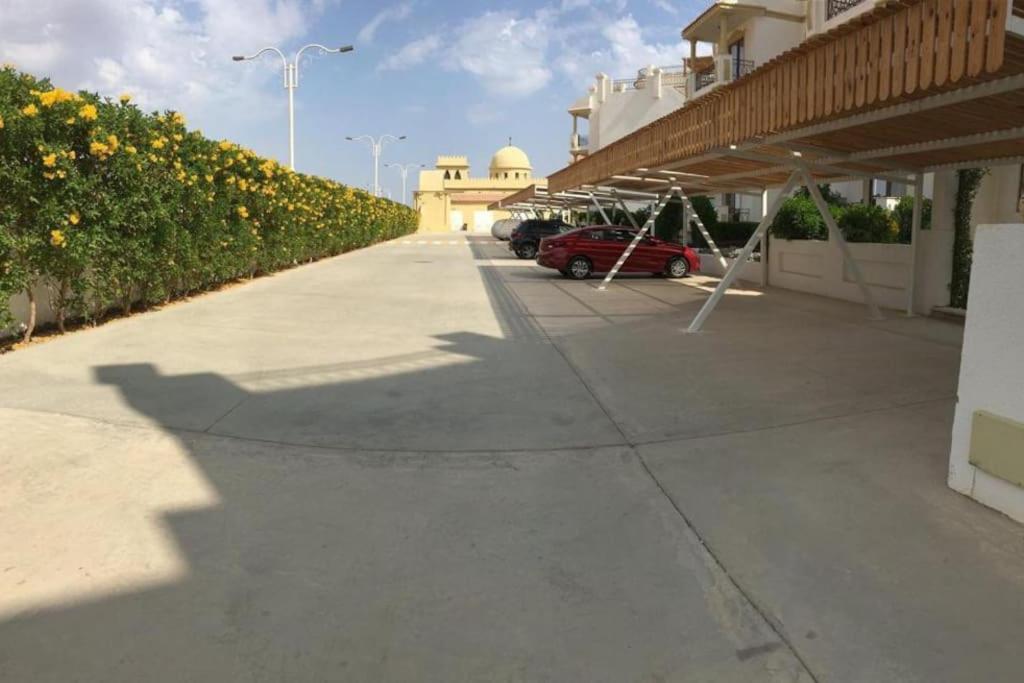 Cosy Studio On The First Floor With Lovely Terrace And Personal Garden Area, Pool View And Free Beach Access In Sharm Hills Resort Eksteriør billede