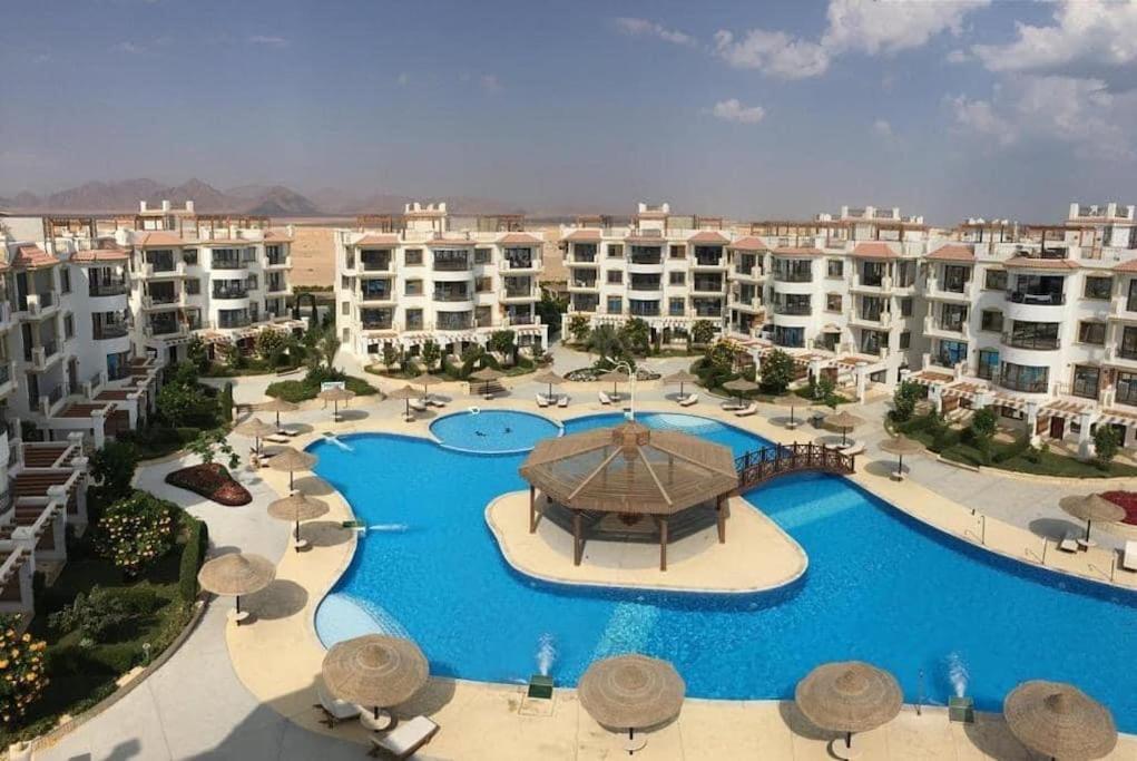 Cosy Studio On The First Floor With Lovely Terrace And Personal Garden Area, Pool View And Free Beach Access In Sharm Hills Resort Eksteriør billede